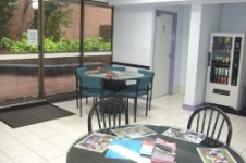 Lunchroom for Parents and Kids